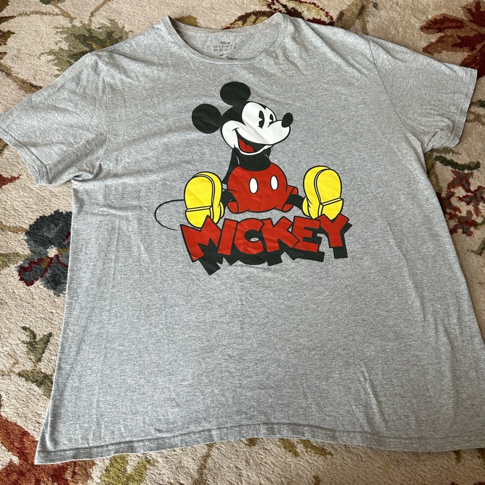 Disney Heather Gray Mickey Mouse Tee XL